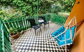Grany'S Retro Guesthouse Near Budapest Airport